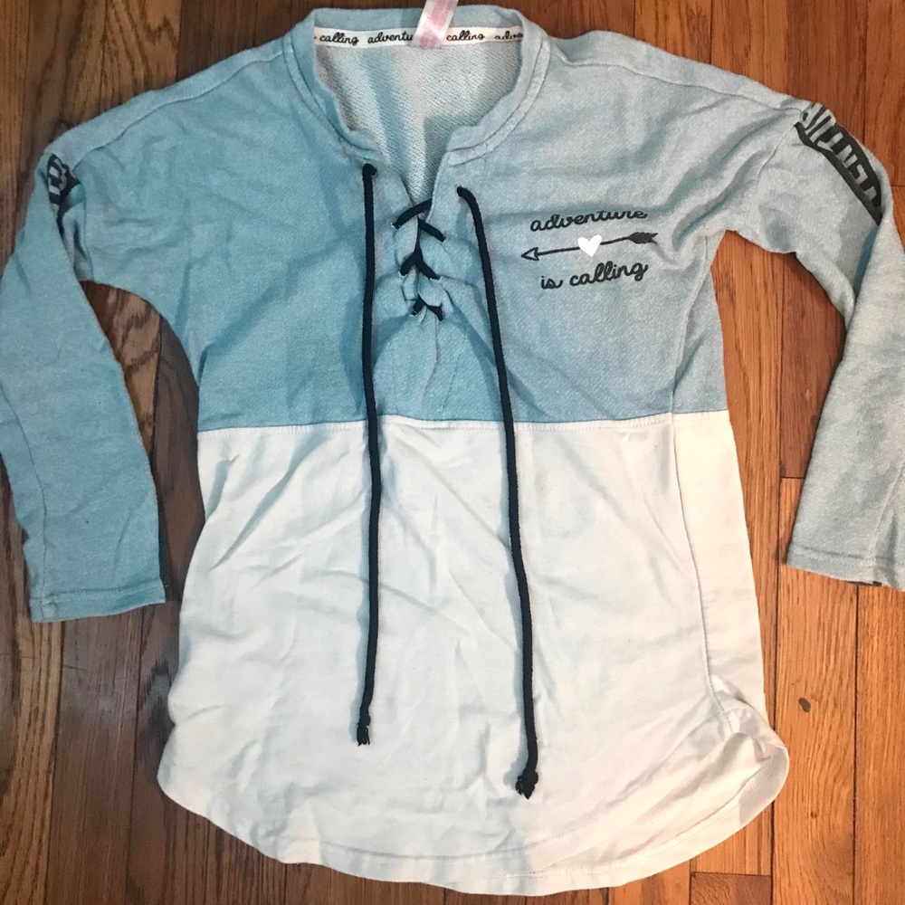 Adventure Is Calling long sleeve- like new